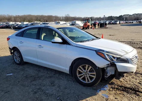 2017 Hyundai Sonata Se z USA, uszkodzony, nr VIN 5NPE24AF0HH439174